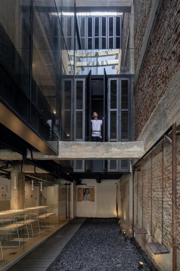 Pa Prank Capsule hotel 2*