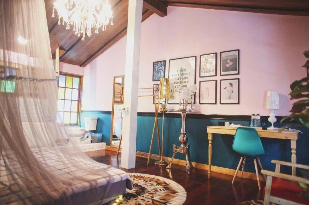 Guest house T-house Bkk 2floors Near Bts With Swimming Pool And Free Wifi Bangkok