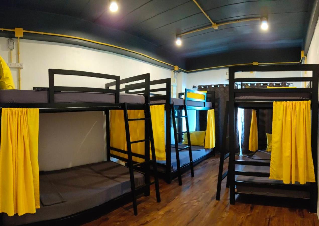 Bed Suvarnabhumi Hostel