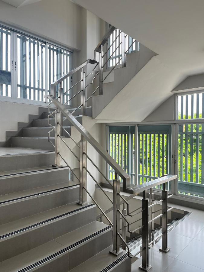 14 Living Hotel 3*