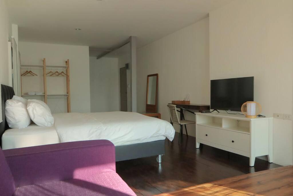 Riverfront House/chao Phraya River/baan Rimphraya Vakantiehuis
