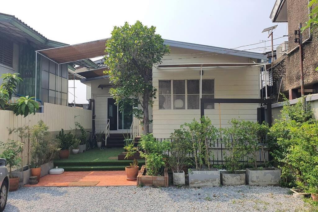 Riverfront House/chao Phraya River/baan Rimphraya Bangkok