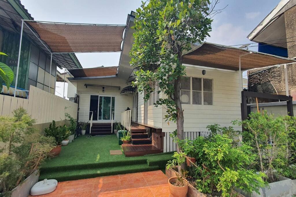 Riverfront House/chao Phraya River/baan Rimphraya Vakantiehuis *