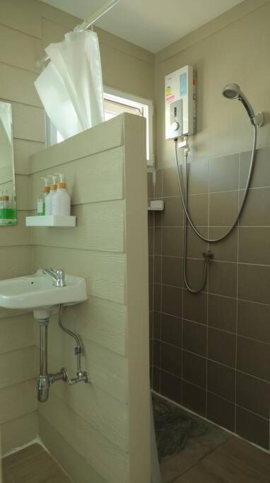 Holiday home Riverfront House/chao Phraya River/baan Rimphraya