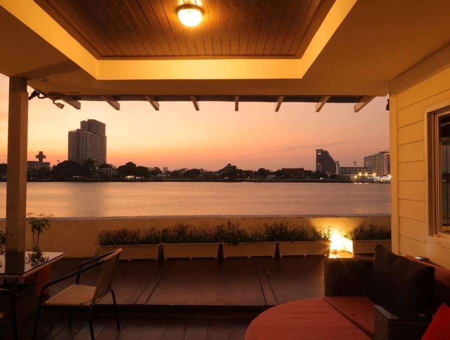 Vakantiehuis Riverfront House/chao Phraya River/baan Rimphraya Bangkok