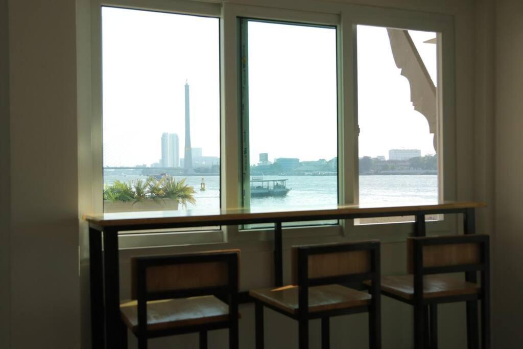 Vakantiehuis Riverfront House/chao Phraya River/baan Rimphraya