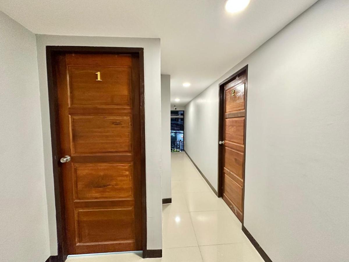 Baan At Khaosan Wisma tamu *