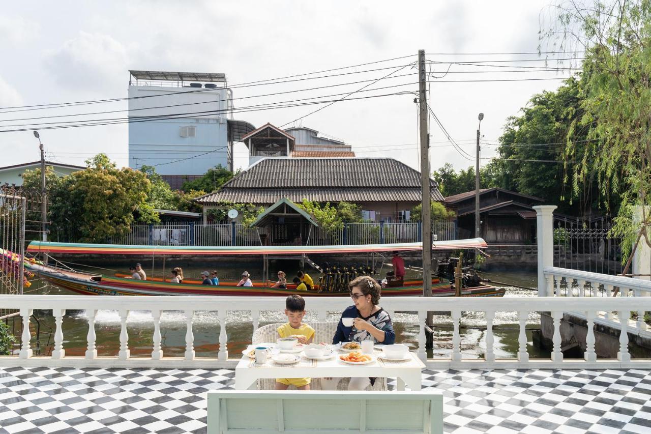 Arpo Pool Riverside Villa Bangkok