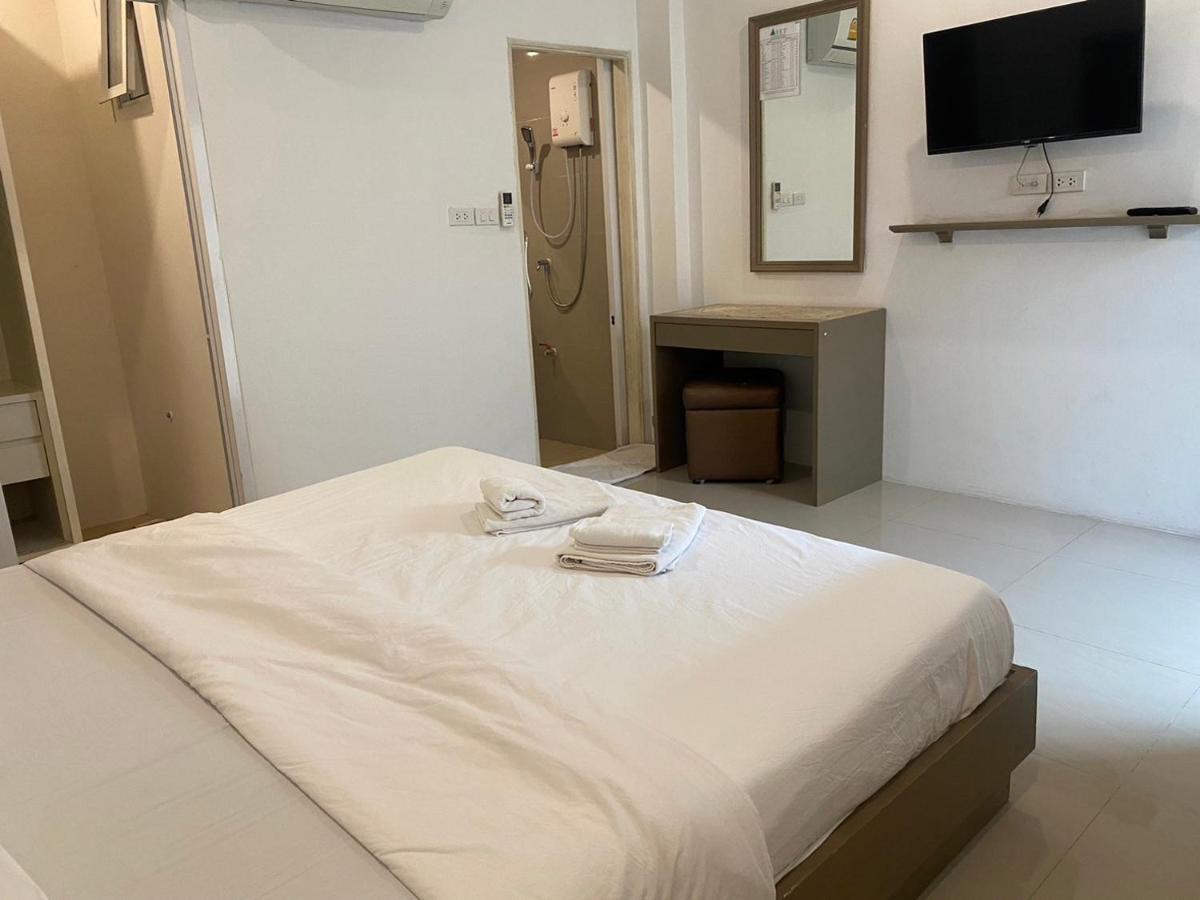 S.e.t Thanmongkol Guest house 3*