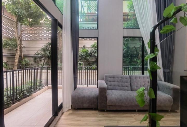 Blossom Sathorn Hospitality （曼谷高端酒店公寓） Apartment Bangkok
