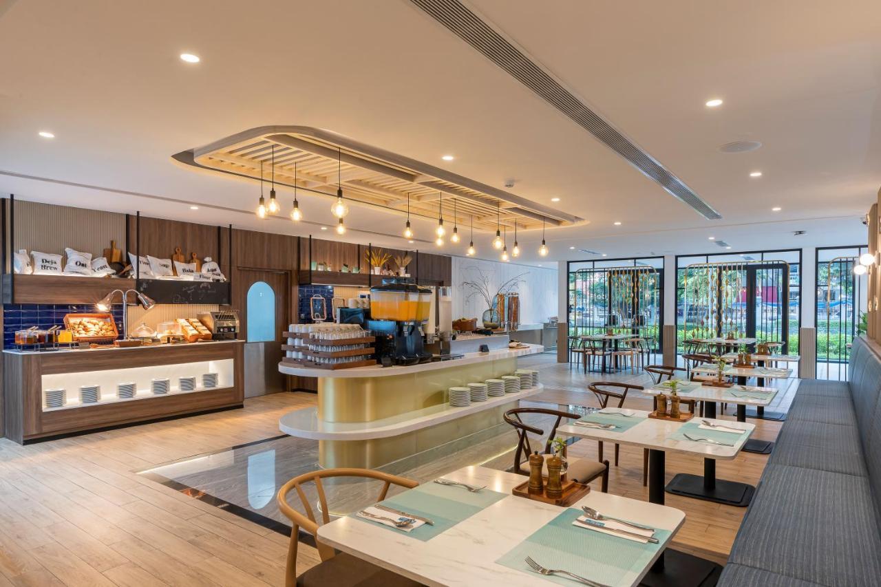 Centara Life Phra Nakhon Hotel