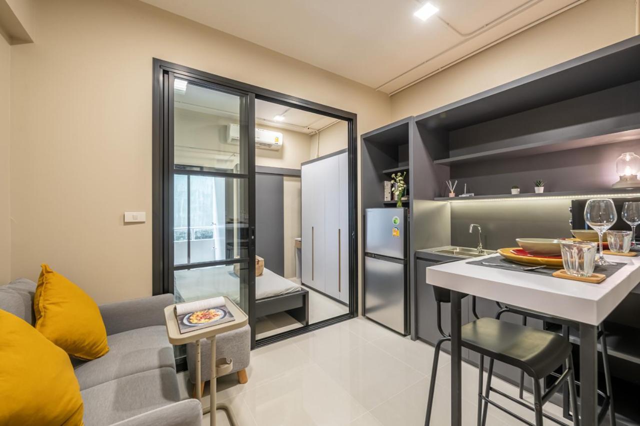 C2 Phayathai Apartment *