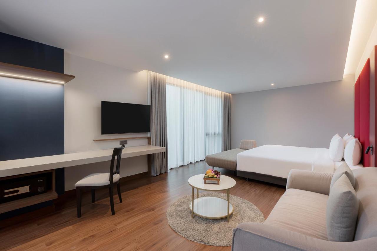 Centara Life Phra Nakhon 4* Bangkok