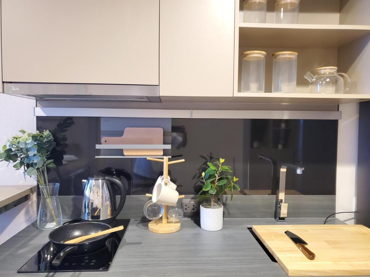 Sukhumvit 36,japanese Style Condominium,central Area,high-rise View,bts Thonglo * Bangkok