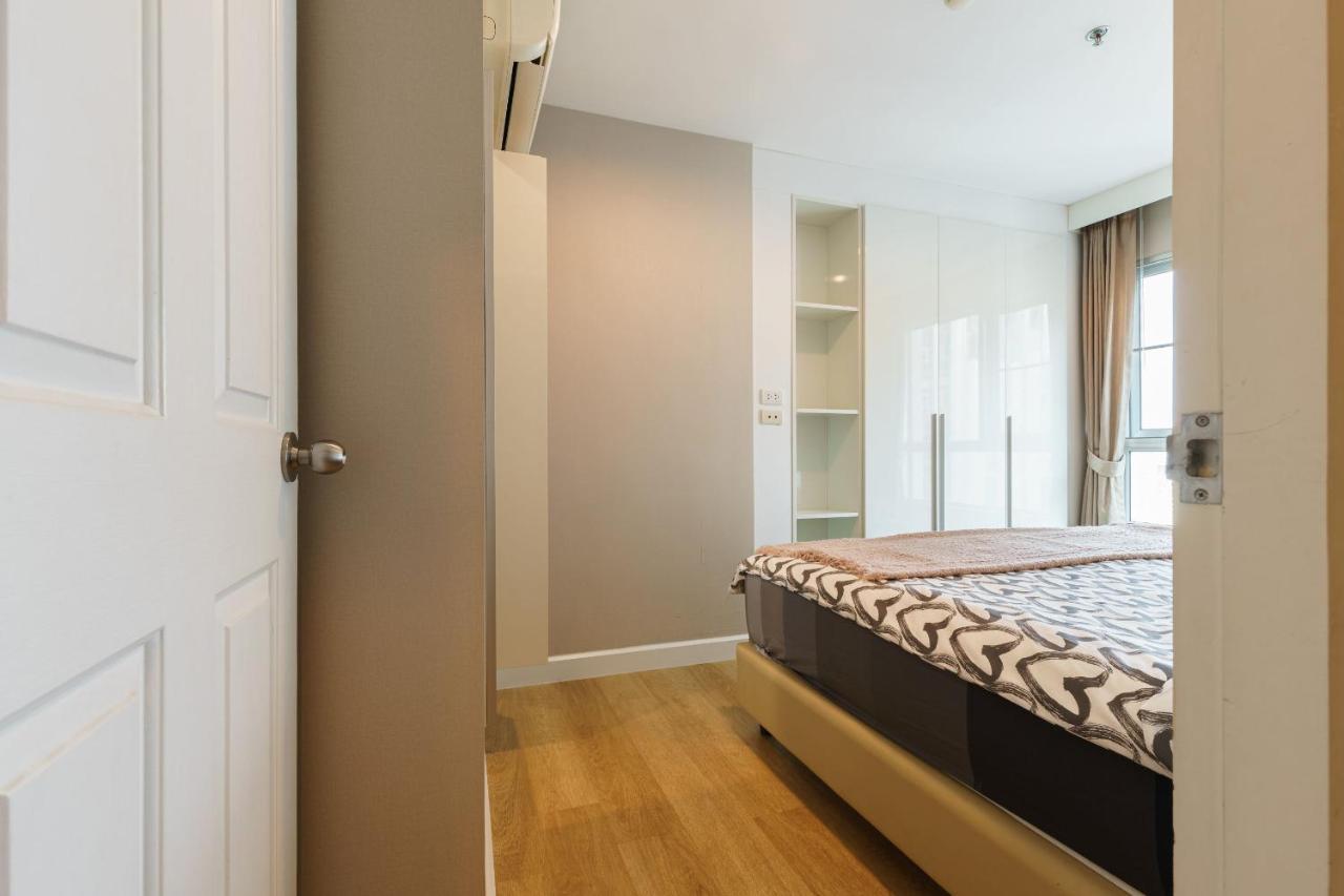 Apartment Internet Celebrity Train Night Market Swimming Pool Free Wifi Mrt 100m Bangkok