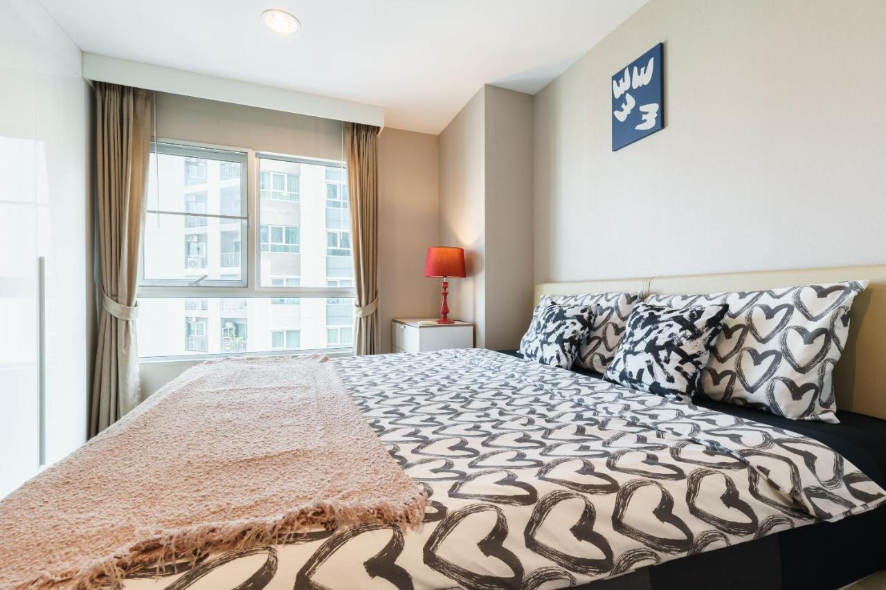 Apartment Internet Celebrity Train Night Market Swimming Pool Free Wifi Mrt 100m Bangkok