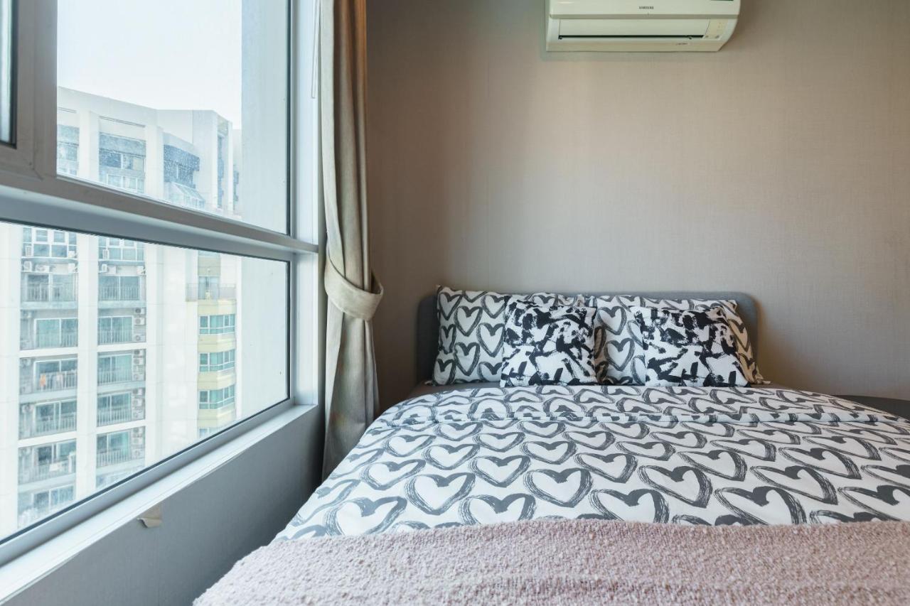 Internet Celebrity Train Night Market Swimming Pool Free Wifi Mrt 100m Apartment *