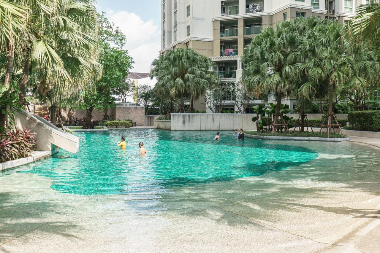 Internet Celebrity Train Night Market Swimming Pool Free Wifi Mrt 100m Apartment Bangkok