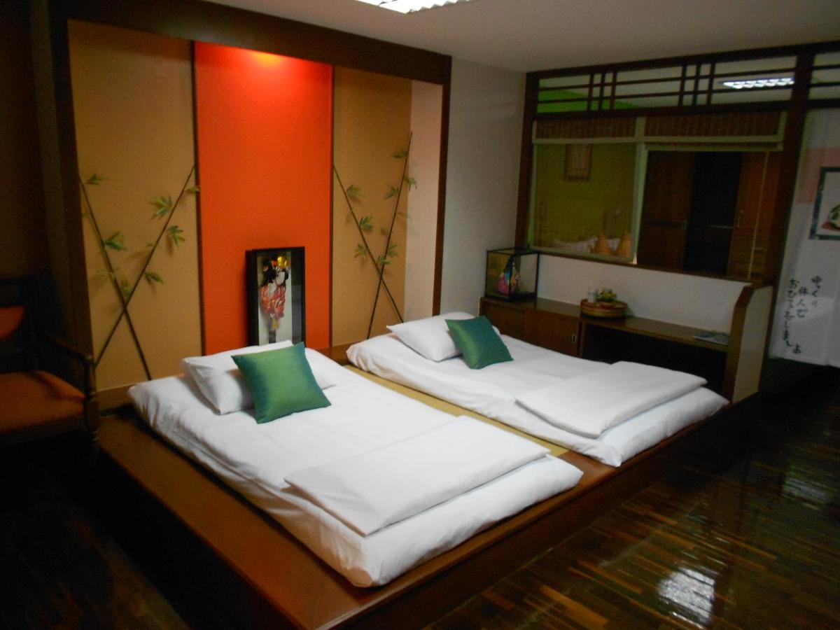 B.s. Court Sathorn Bangkok