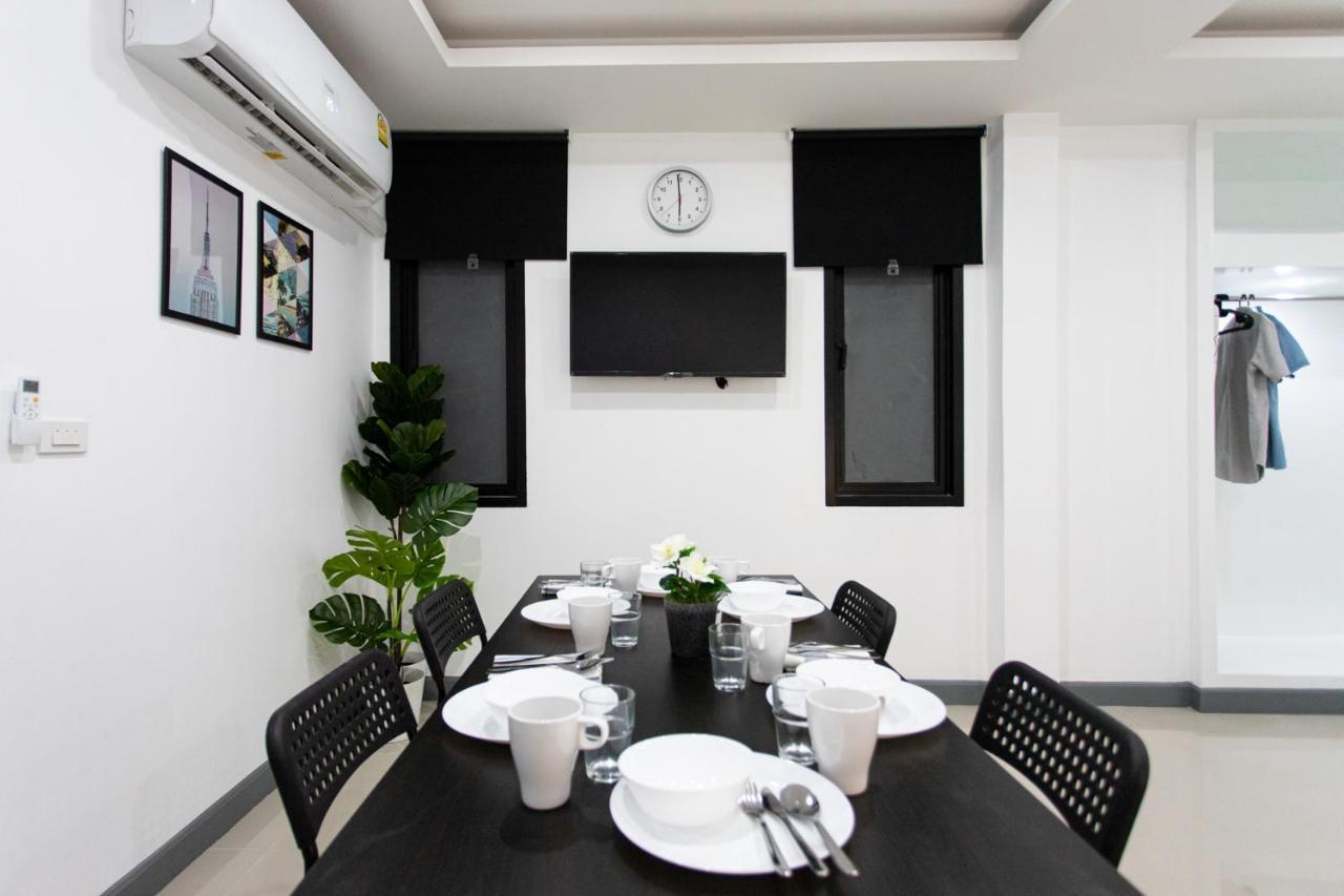Apartment P3 Silom Large 2beds Full Kitchen Wifi 4-6pax *