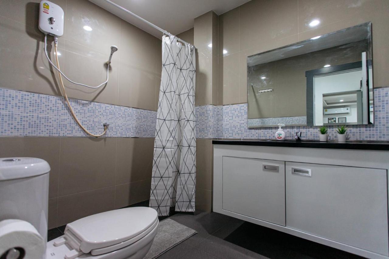 P3 Silom Large 2beds Full Kitchen Wifi 4-6pax * Bangkok