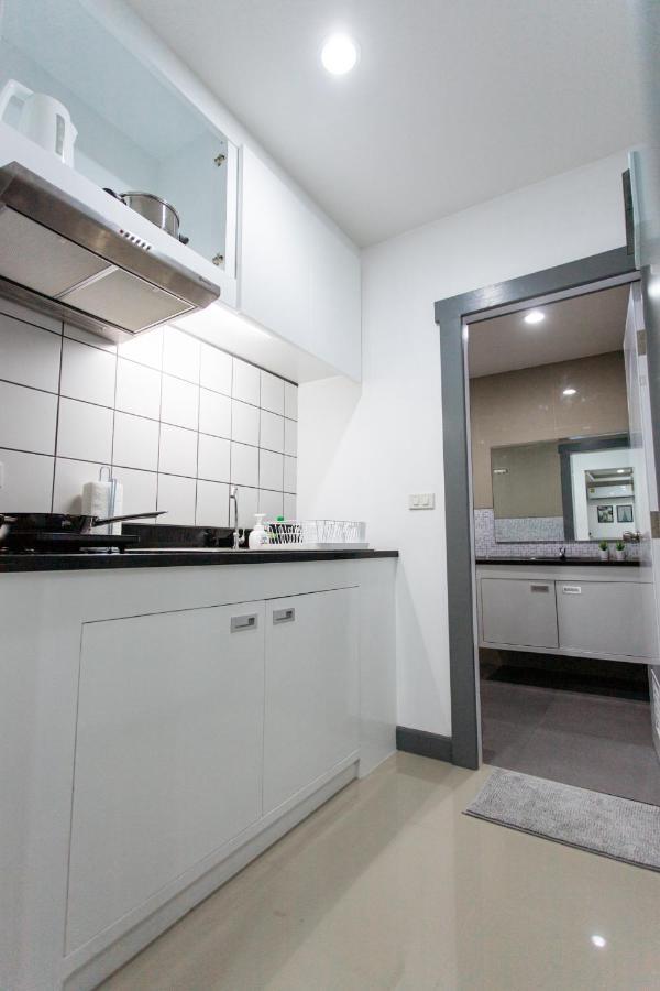 Apartment P3 Silom Large 2beds Full Kitchen Wifi 4-6pax Bangkok