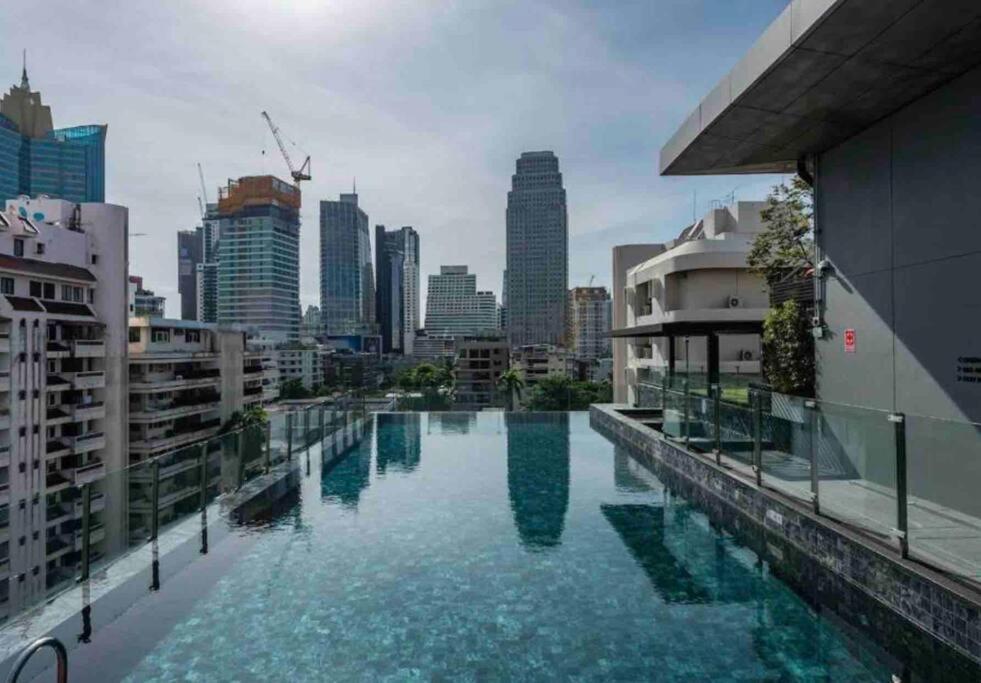 Modern Room,sky Pool, Bts Asok,sukhumvit *