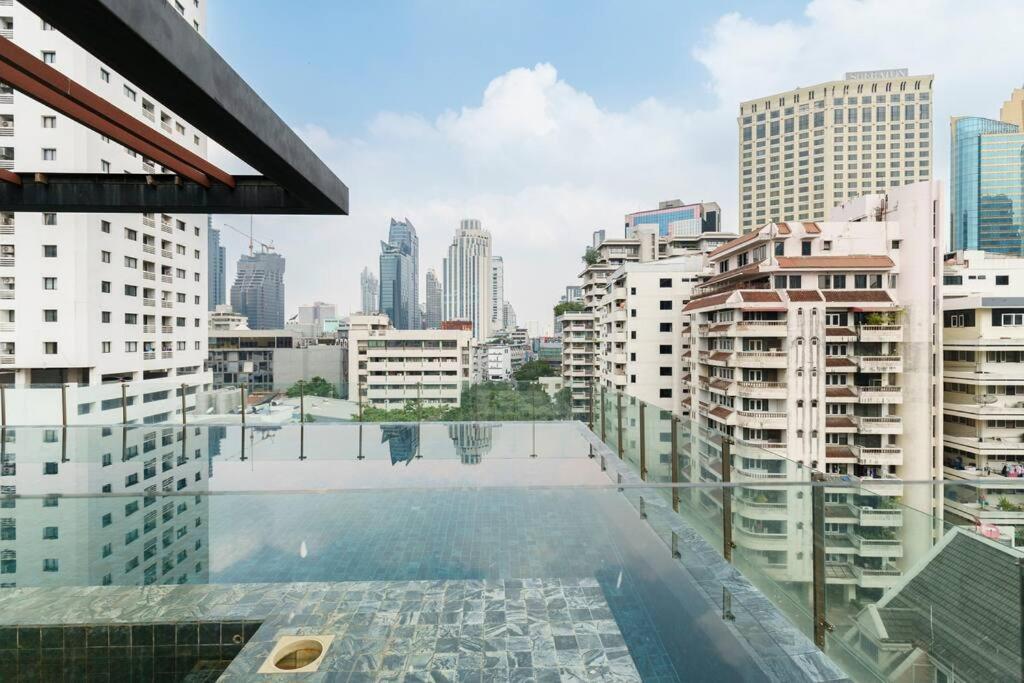 Apartment Modern Room,sky Pool, Bts Asok,sukhumvit