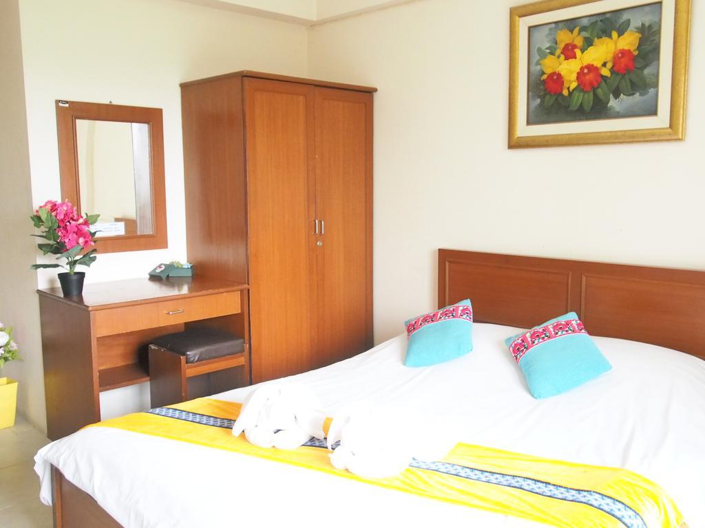 Thanapa Place Motel 2*