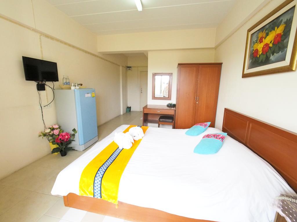 Motel Thanapa Place