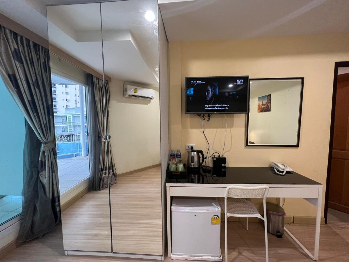 V Check Sukhumvit 22 Hotel 3*