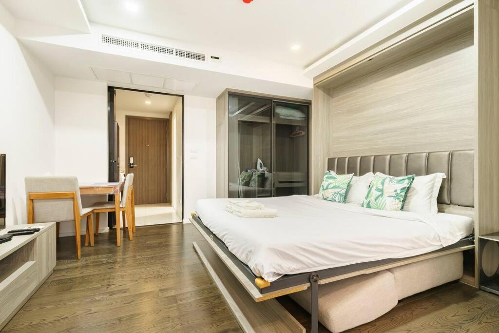 Apartment Modern Room,sky Pool, Bts Asok,sukhumvit Bangkok