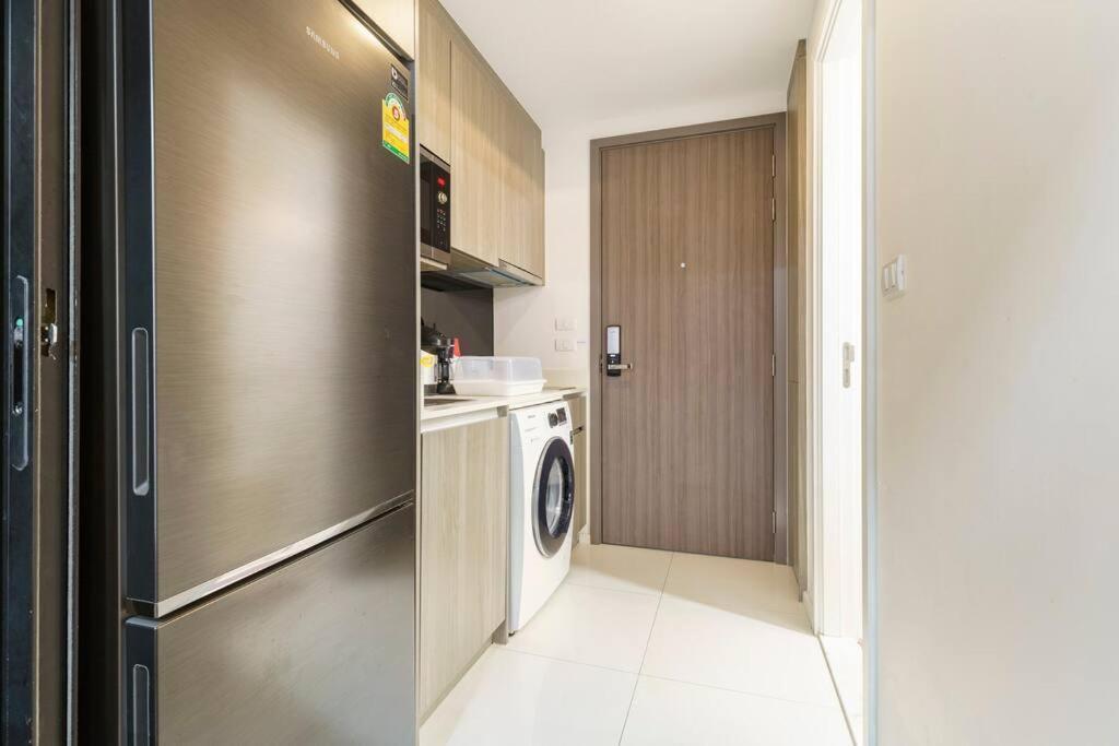 Modern Room,sky Pool, Bts Asok,sukhumvit Bangkok