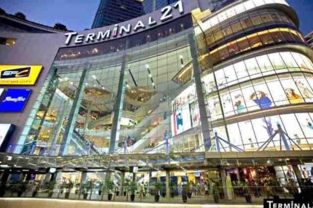 Modern Room,sky Pool, Bts Asok,sukhumvit Bangkok