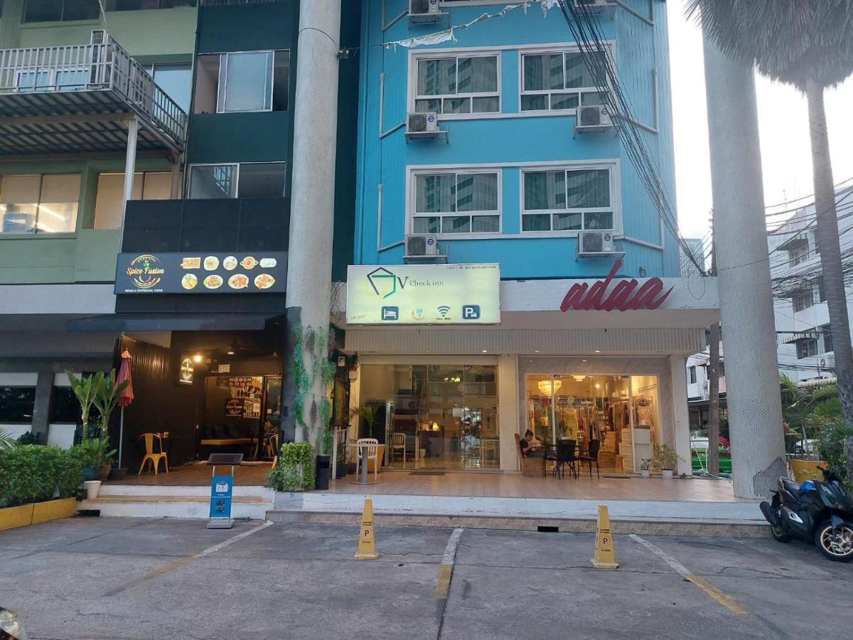 Hotel V Check Sukhumvit 22 3*