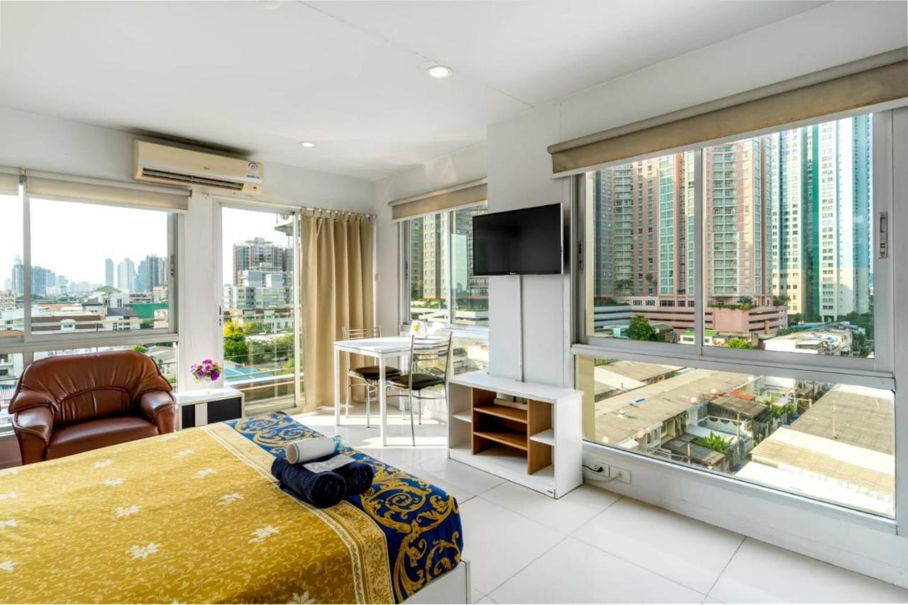 Inn Right Place Sathorn 2*