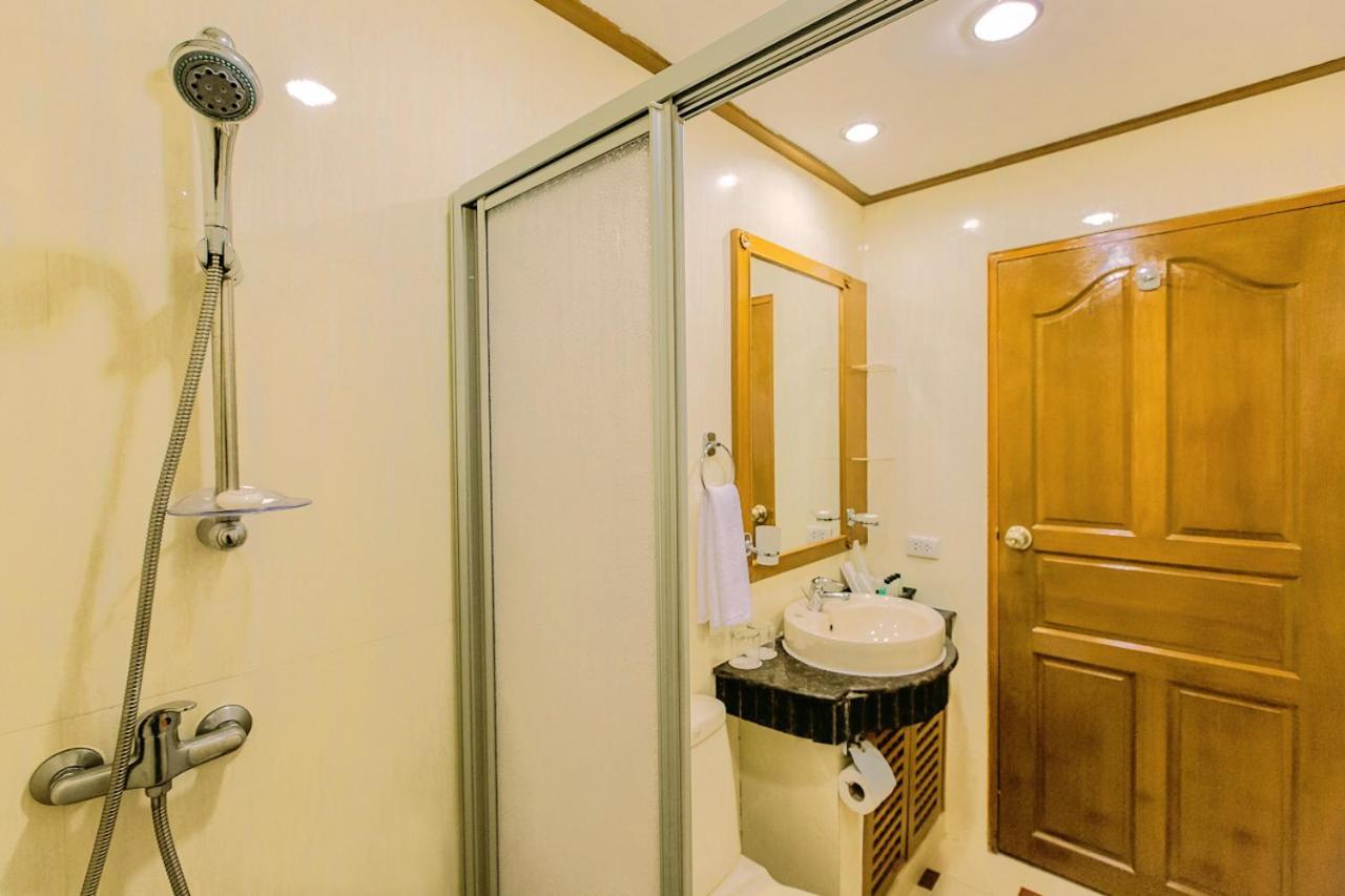 Hotel Varindavan Park Serviced 4*