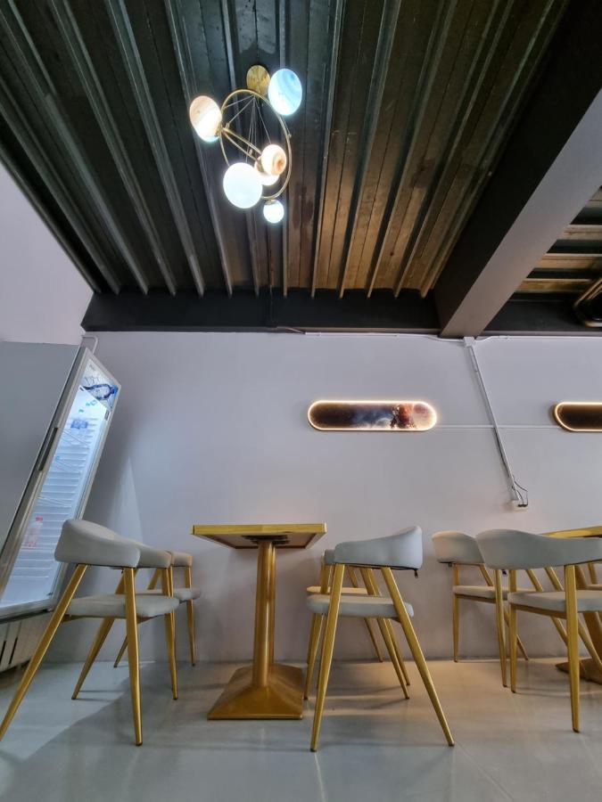 Met A Space Pod @phrom Phong * Bangkok