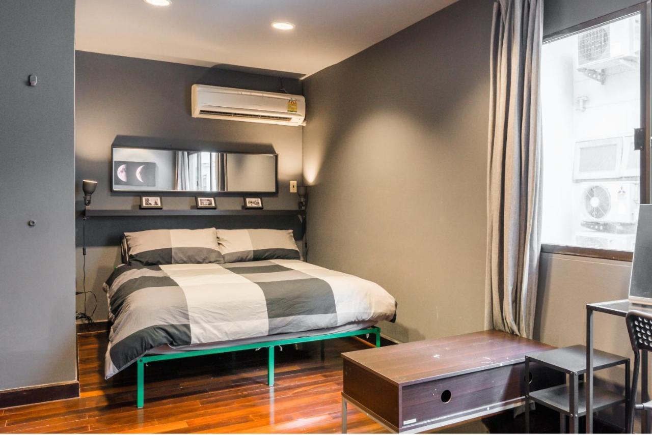 Laid Back Living In A Retro Chic Retreat Bangkok