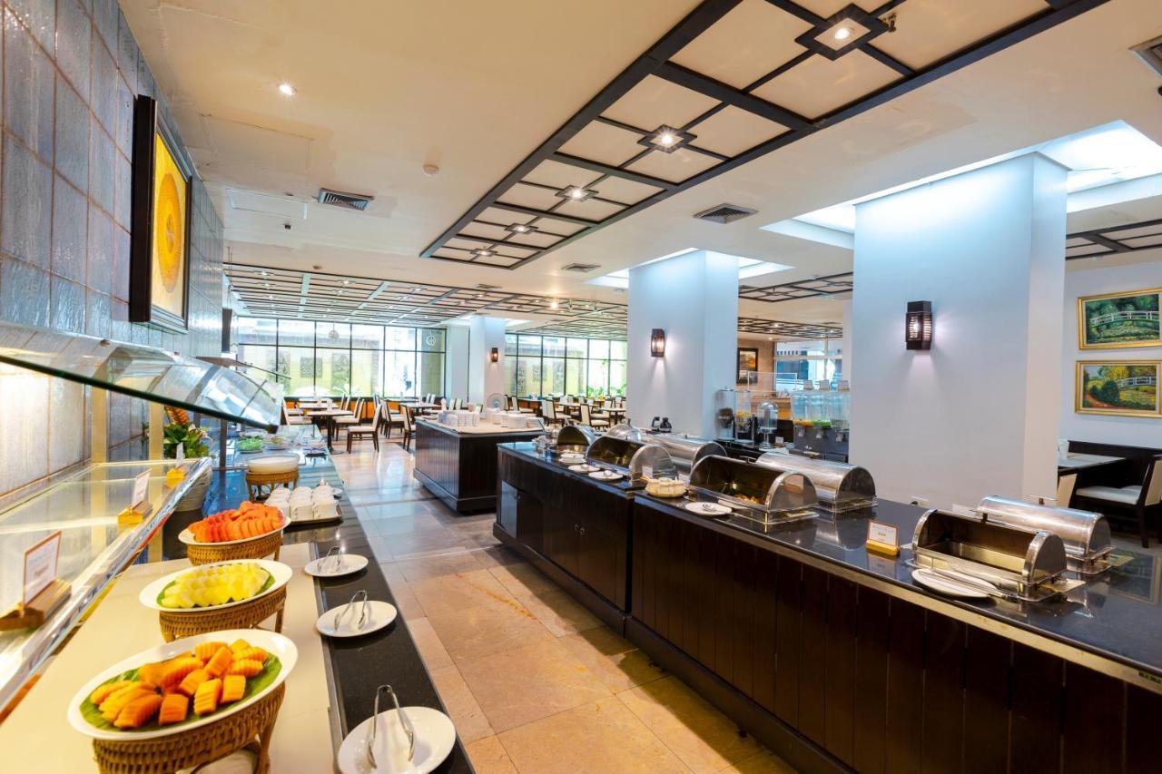 Hotel Pinnacle Lumpinee Park
