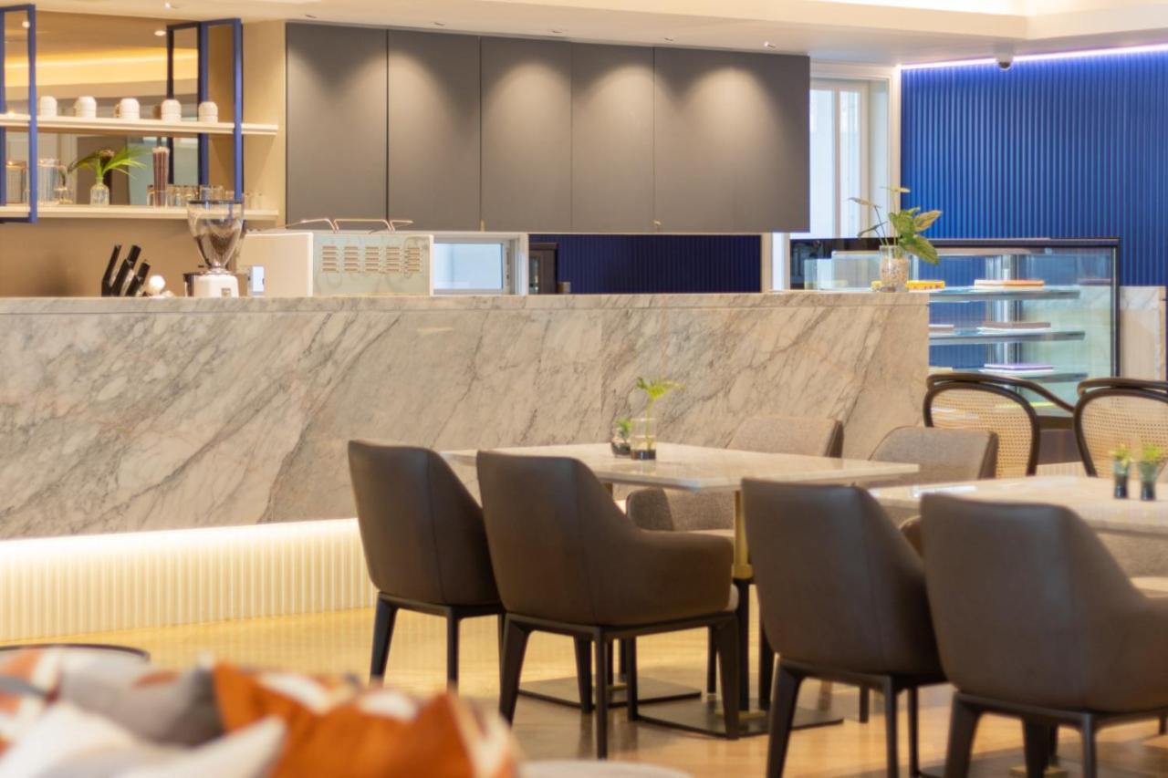 Blue Hippo Hotel 4*