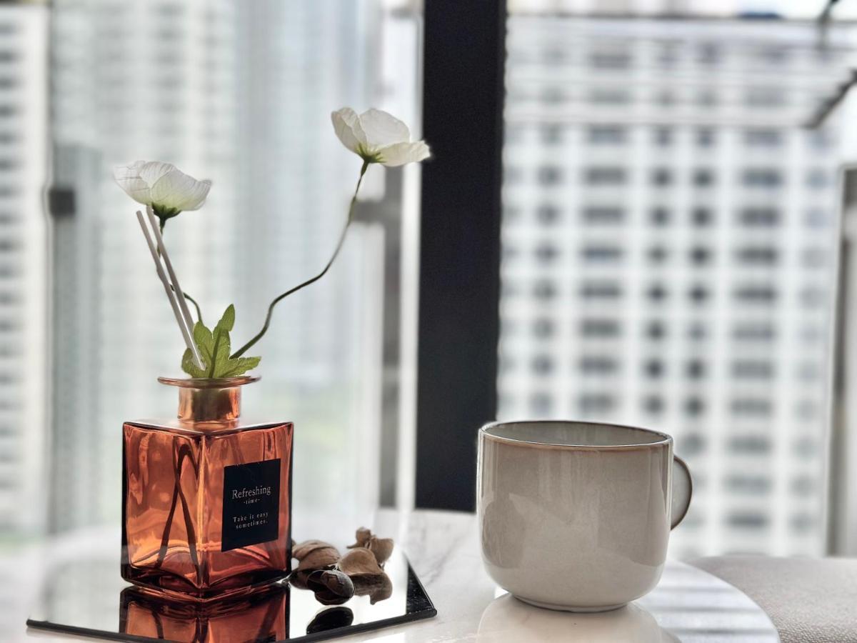 Apartment Sukhumvit 11#luxury#pool#gym#bts Nana&mrt Sukhumvit#1br#max2ppl
