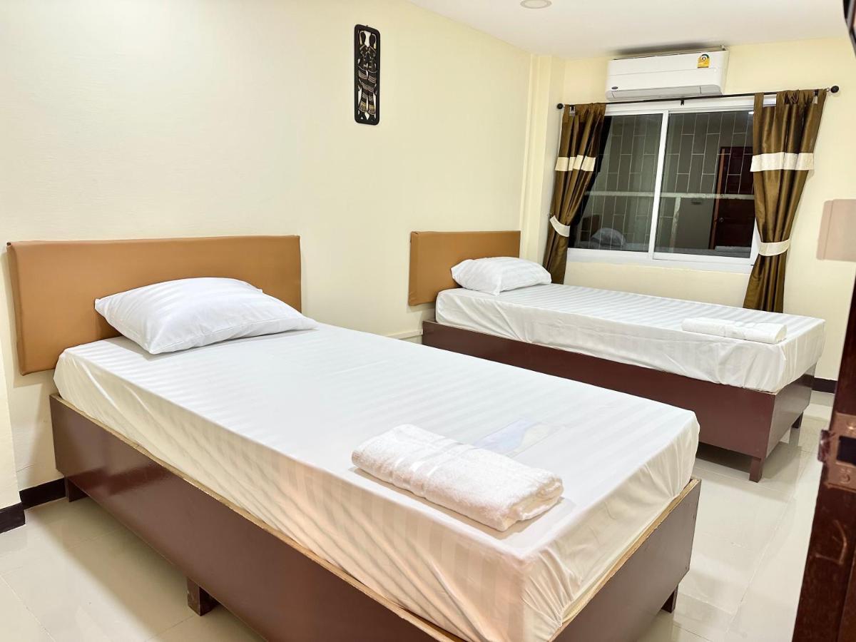 Wisma tamu Baan At Khaosan