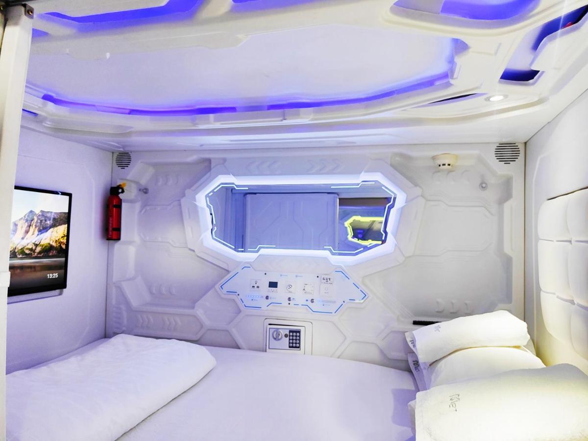 Asrama Met A Space Pod @phrom Phong Bangkok