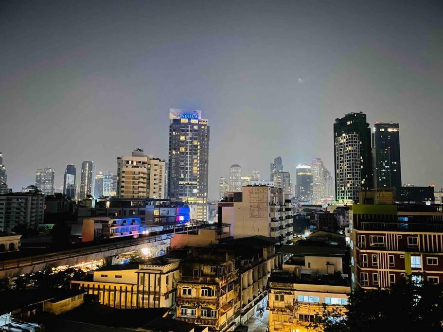 Luxury 1bed 1bath 300m Bts Phrom Phong, Emporium Emsphere Emquartier *