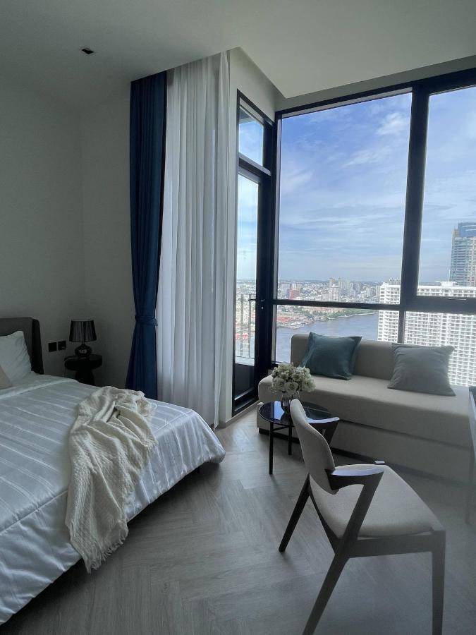 Luxury River View Bangkok