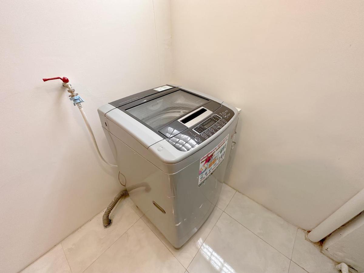 Na Ekkamai Apartment Bangkok