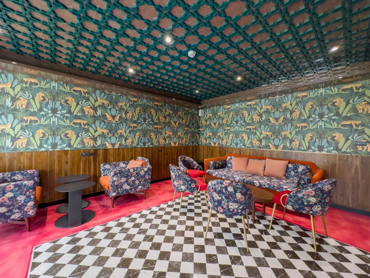 Aparthotel Ramada By Wyndham Ekamai Residences