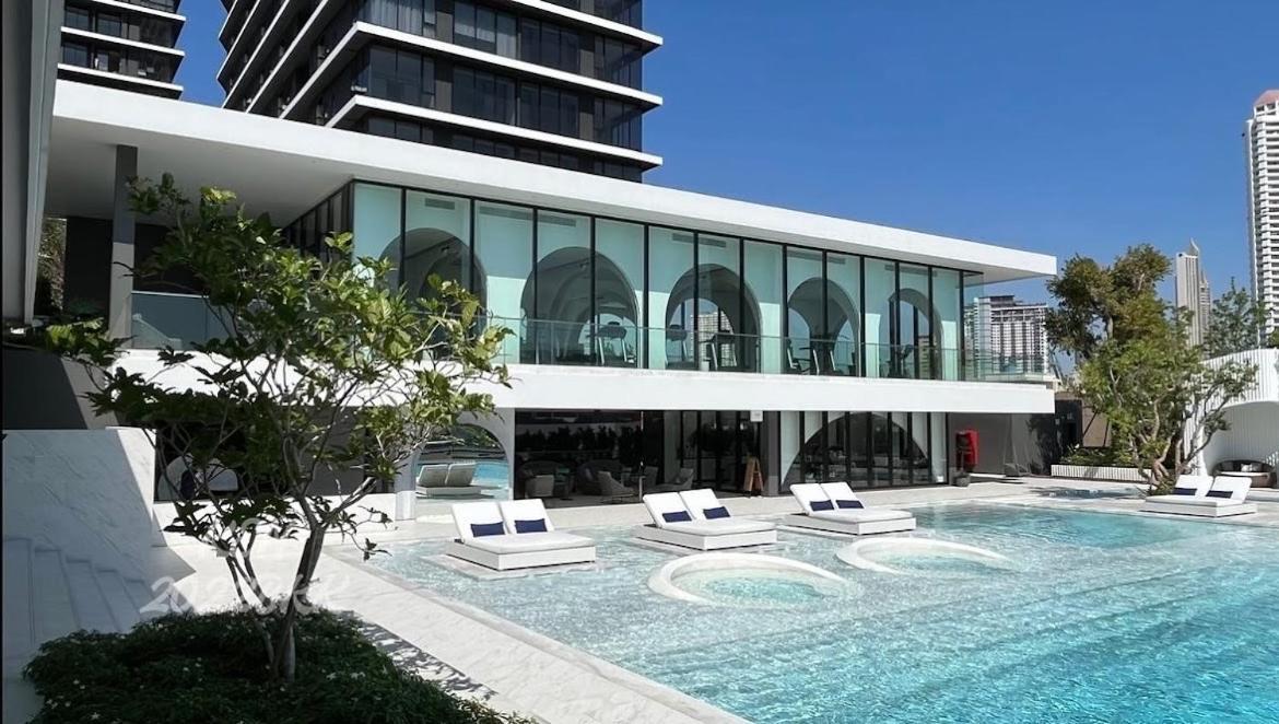 Apartment Luxury River View
