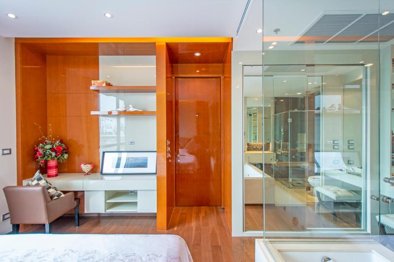 Luxury 1bed 1bath 300m Bts Phrom Phong, Emporium Emsphere Emquartier Pangsapuri